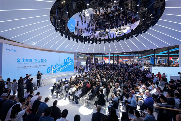 破局而立，驭势而行：上汽2025答卷里的中国汽车“质”与“智”