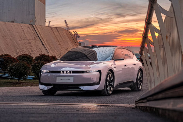 2025上汽集团盘点：技术向上，发展向新