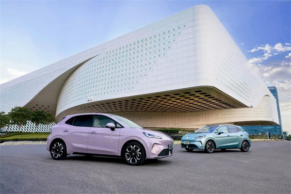 上汽1月销量领跑背后：从“造车”到“懂你”，新产品新技术全面提速