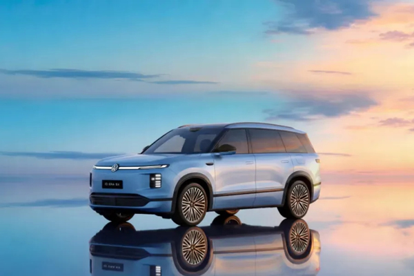 随器聚形 上汽逆势而上的“湍流之道”