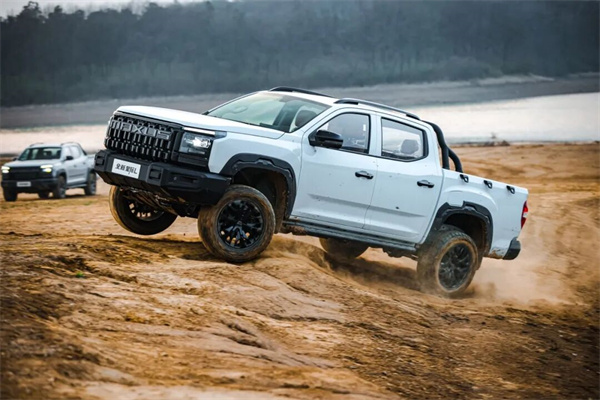 7天免费先试后买，大通皮卡新车上市，中国用户离皮卡从未如此之近